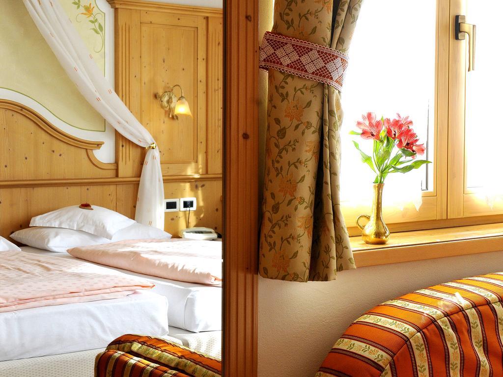 Hotel Cesa Padon Arabba Eksteriør bilde